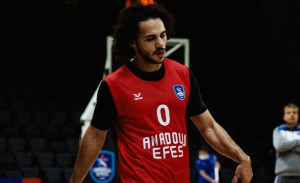 Εφές : Με τον Λάρκιν η αποστολή κόντρα στον Παναθηναϊκό