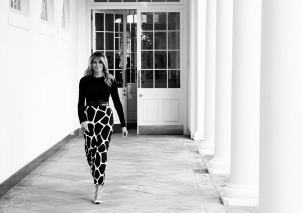 Μελάνια Τραμπ : Αποχαιρετά τον Λευκό Οίκο με ένα έργο τέχνης
