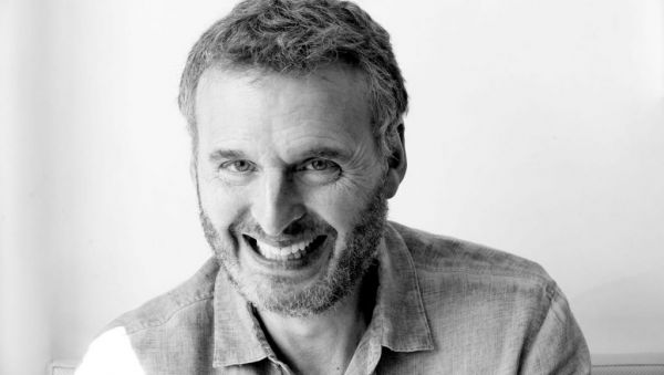 Somebody Feed Phil: Δέκα λόγοι να το «ξεκοκαλίσεις» στην διάρκεια της καραντίνας