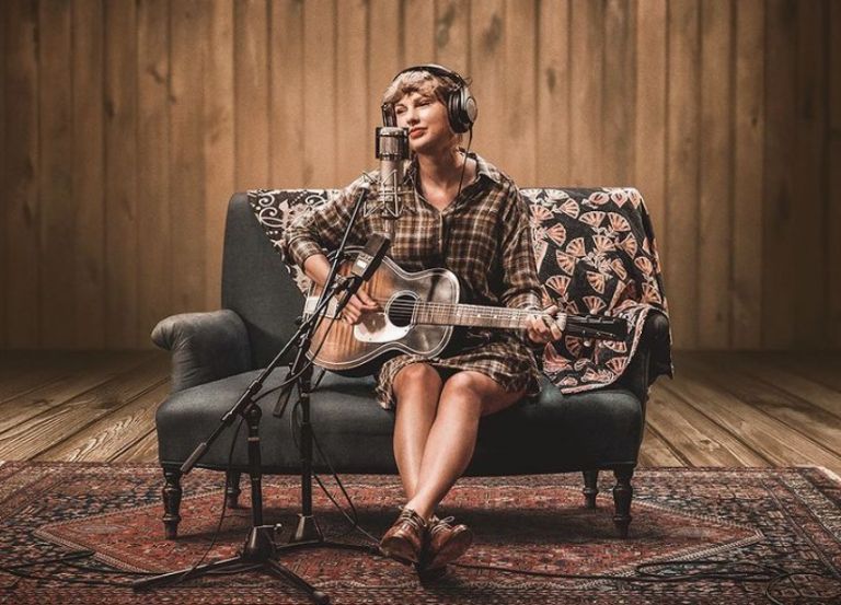 Τέιλορ Σουίφτ – Ντοκιμαντέρ για το υποψήφιο για Grammy «Folklore»