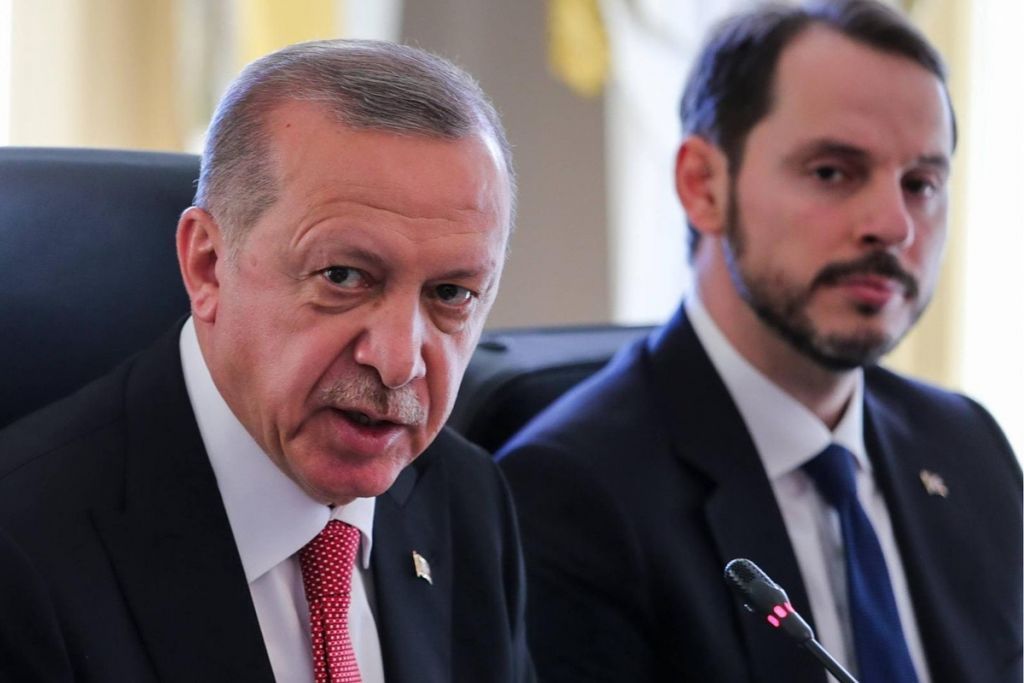 Η εύθραυστη οικονομία απειλεί την ηγεμονία Ερντογάν