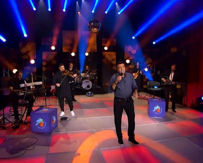 Με τρομερό κέφι ο Αντύπας στη μουσική σκηνή του MEGA