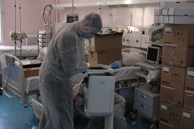 Κοροναϊός : Γεμίζουν οι ΜΕΘ – Ανεξέλεγκτη η κατάσταση στα νοσοκομεία της Θεσσαλονίκης