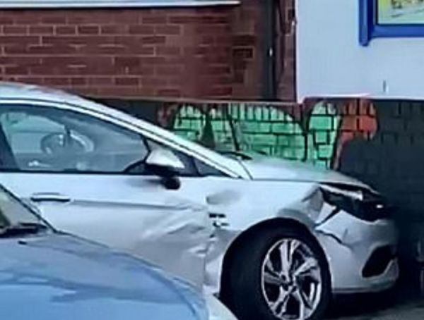 Τρακάρισμα στο repeat: Τράκαρε έξι φορές μέσα σε ένα λεπτό