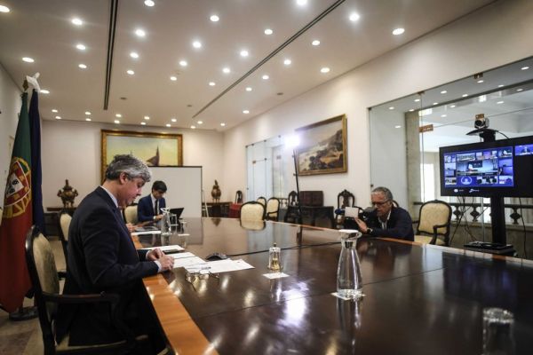 Ο κοροναϊός τρομάζει την Ευρώπη, το Eurogroup ζητά δημοσιονομική στήριξη και το 2021