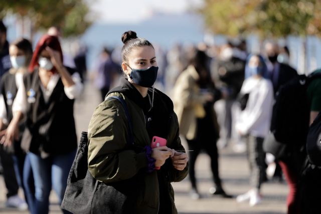 Κοροναϊός : Ο ιός σαρώνει όλη τη χώρα - Έκτακτο σχέδιο για τη Θεσσαλονίκη μετά την έκρηξη κρουσμάτων