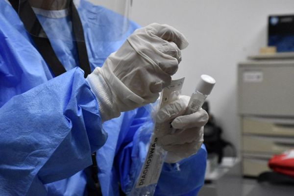 Κοροναϊός : Πώς οδηγηθήκαμε στη λύση του γενικού lockdown