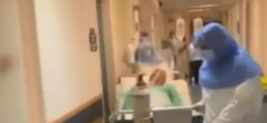 Συγκίνηση: H στιγμή που 54χρονος εξέρχεται από την ΜΕΘ – Το μήνυμα Κικίλια