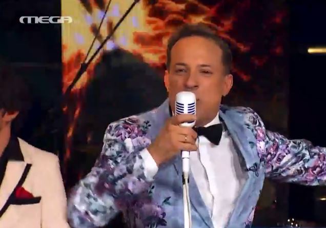 «Σπίτι με το MEGA»: O Antonis Dominos σε ξένες επιτυχίες