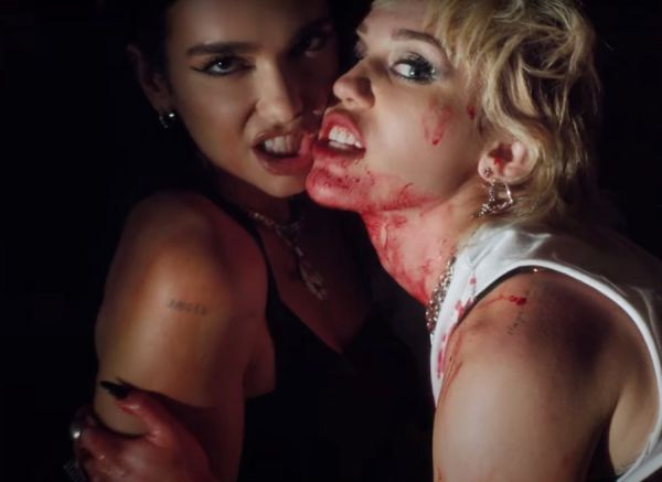 Miley Cyrus και Dua Lipa μαζί-Δείτε το βίντεο