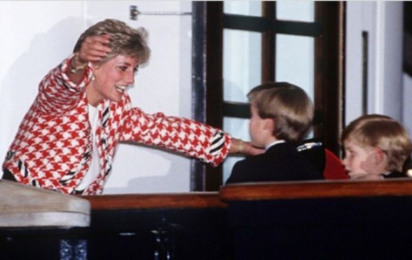 Πρίγκιπας Χάρι : Συμφωνεί με την νέα έρευνα του BBC για την πριγκίπισα Νταϊάνα