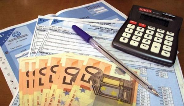 Εφορία : Μεταβιβάσεις χωρίς φόρο από γονείς σε παιδιά και εγγόνια