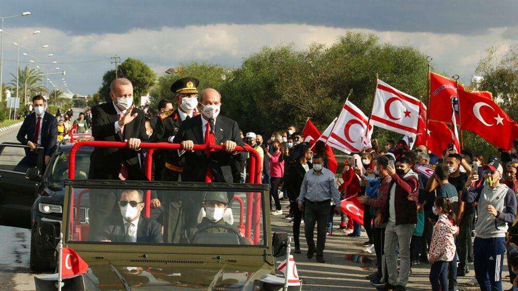 Ένας νέος… Μουσολίνι λεηλατεί την Κύπρο!