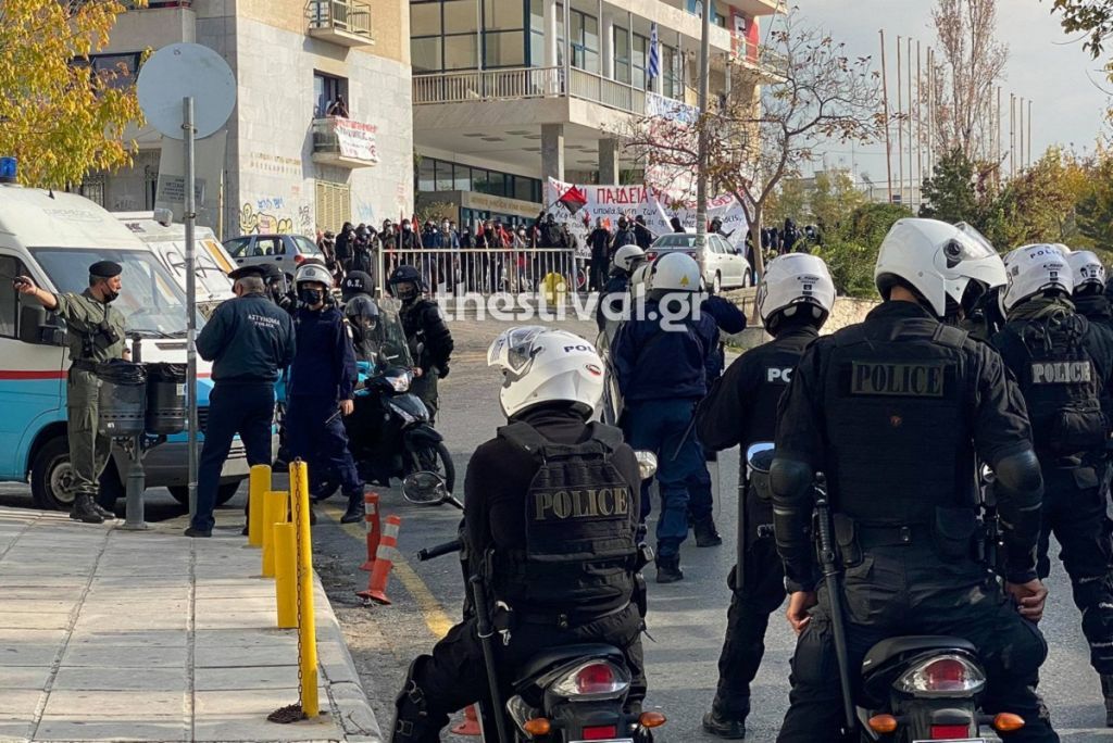 Πολυτεχνείο : Κλίμα έντασης στο ΑΠΘ – Συγκέντρωση στις φοιτητικές εστίες