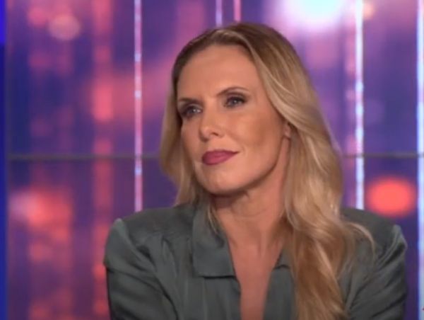 Εβελίνα Παπούλια : «Τον θάνατο του Νίκου Σεργιανόπουλου τον διαχειρίστηκα με σιωπή»