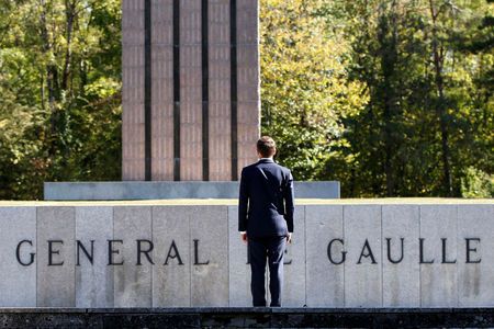 Γαλλία : Ο πρόεδρος Μακρόν τιμά την πεντηκοστή επέτειο του θανάτου του στρατηγού Σαρλ ντε Γκωλ