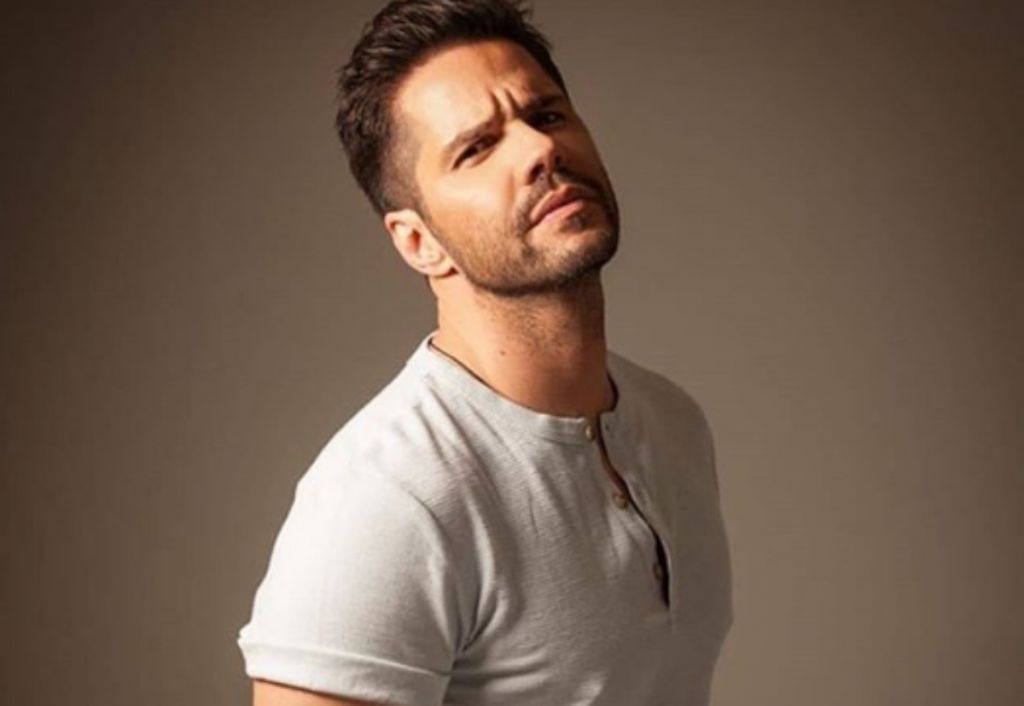 Γιώργος Τσαλίκης : Δείτε τον εντυπωσιακό χριστουγεννιάτικο στολισμό του σπιτιού του