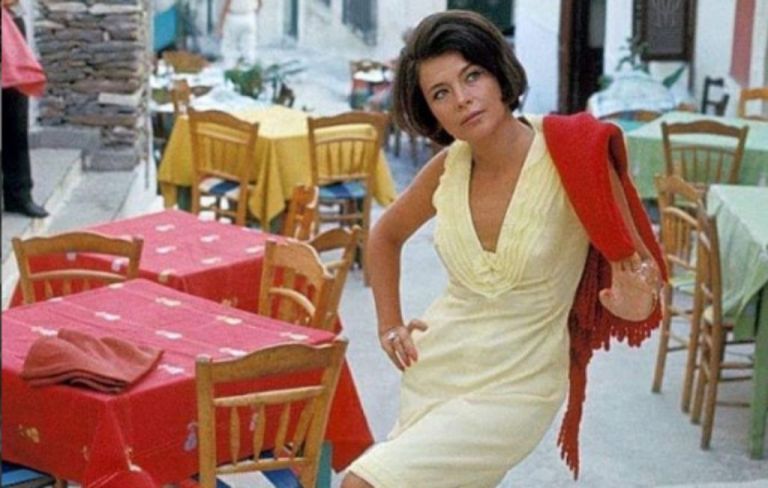 Τζένη Καρέζη : Στο φως τo χειρόγραφο σημείωμα στον Ζάχο Χατζηφωτίου