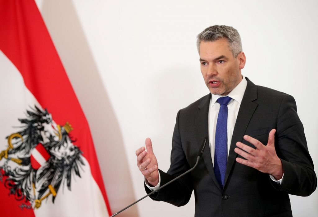 Αυστρία : «Εν κινήσει οι δράστες» – Ανθρωποκυνηγητό για την εξουδετέρωσή τους