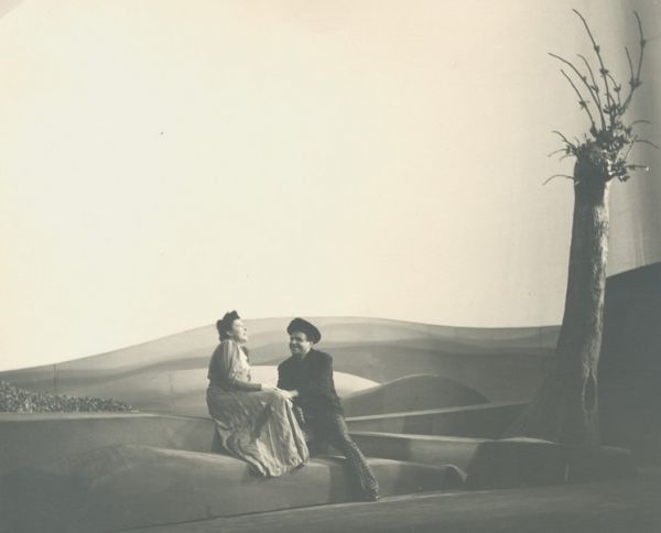 Ευγένιος Ο’Νηλ : Πέρα απ’ τον ορίζοντα