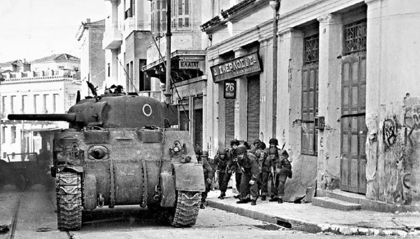 Δεκεμβριανά, Αθήνα 1944 : Ο ιμπεριαλιστής και οι ρακένδυτοι ντεσπεράντο