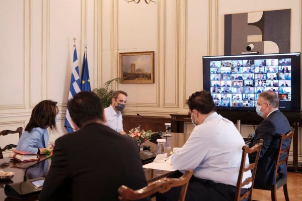 Κοροναϊός – Handelsblatt : Ο Μητσοτάκης τράβηξε το φρένο έκτακτης ανάγκης