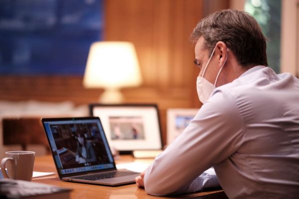 Τηλεδιάσκεψη Μητσοτάκη – ΠτΔ : Φυσιολογικοι ρυθμοί όταν μειωθεί σημαντικά η πίεση στο ΕΣΥ