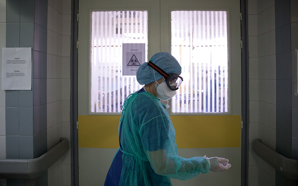 Κορονοϊός : Τρία νέα κρούσματα σε ιατρικό και νοσηλευτικό προσωπικό στο νοσοκομείο Χαλκίδας