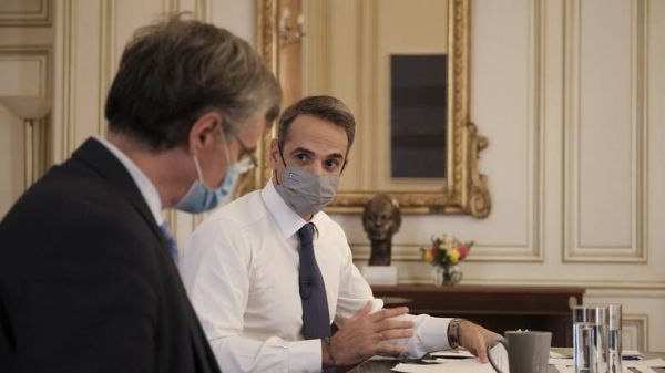 Lockdown : Τα γραφήματα που τρόμαξαν τους Τσιόδρα – Μητσοτάκη και μπήκαμε σε καραντίνα