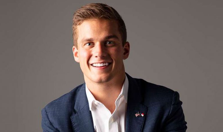 Προεδρικές εκλογές ΗΠΑ : Γερουσιαστής ετών 25 – Το αγόρι από την Βόρεια Καρολίνα που γράφει ιστορία