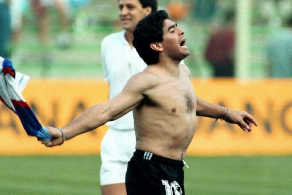 Μαραντόνα : Η διαδρομή του ανθρώπου που άλλαξε το ποδόσφαιρο