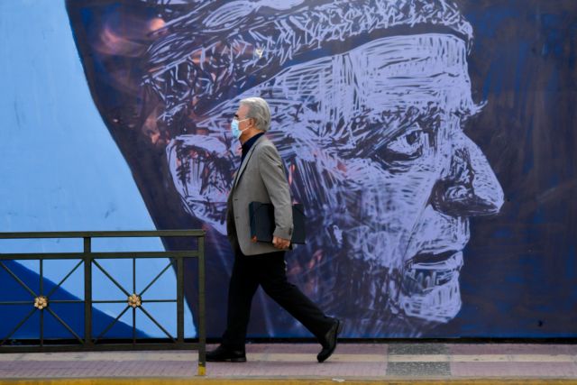 Χαρδαλιάς : Πού δεν ισχύουν τα SMS και πού μένουν ανοιχτά τα καταστήματα