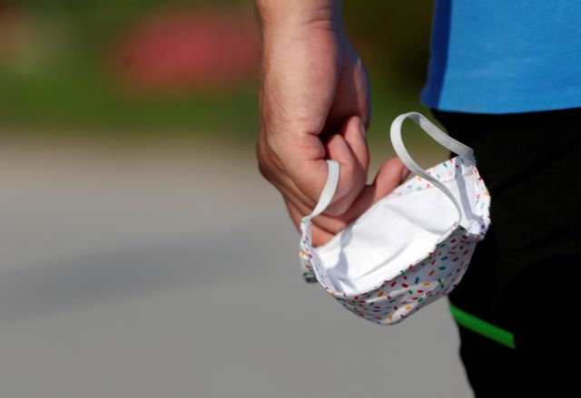 Δίωξη για πλημμέλημα στους αρνητές μάσκας που συγκεντρώθηκαν στο Σύνταγμα