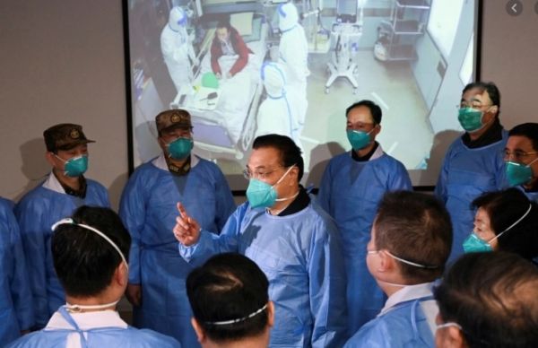 Κοροναϊός : Οι υφασμάτινες μάσκες μπλοκάρουν όχι μόνο τα μεγάλα αλλά και τα μικρότερα σταγονίδια