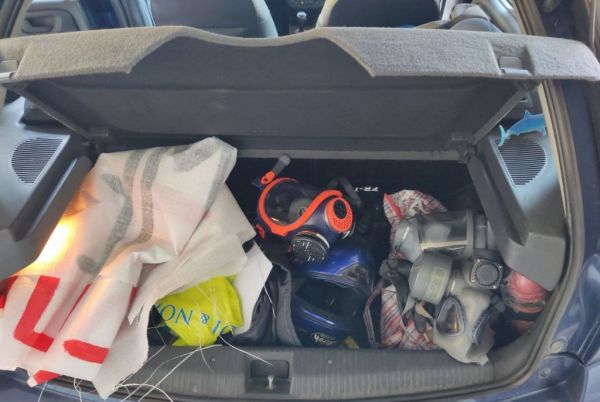 Πολυτεχνείο : Καταδικαστική απόφαση για τον 40χρονο που μετέφερε κράνη, αντισφυξιογόνες μάσκες