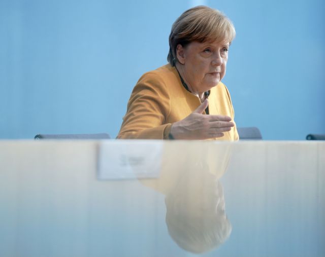 Μέρκελ : Θετικές προοπτικές για έγκριση εμβολίου τους επόμενους μήνες