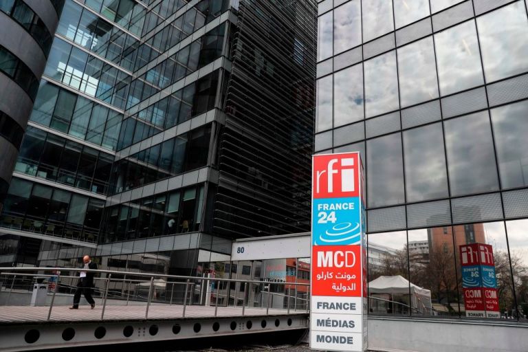 Διάσημοι: γαλλικός ιστότοπος δημοσίευσε εκατό νεκρολογίες ζωντανών