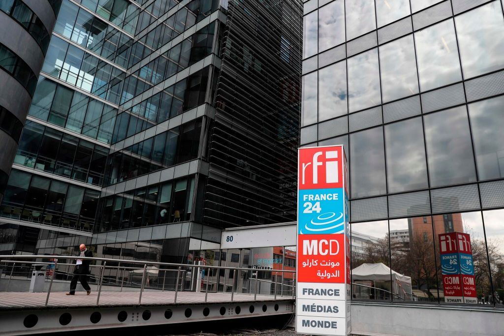 Διάσημοι: γαλλικός ιστότοπος δημοσίευσε εκατό νεκρολογίες ζωντανών