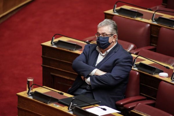 Βουλή : Η δήλωση Μητσοτάκη για το Πολυτεχνείο που προκάλεσε την έκρηξη του Κουτσούμπα