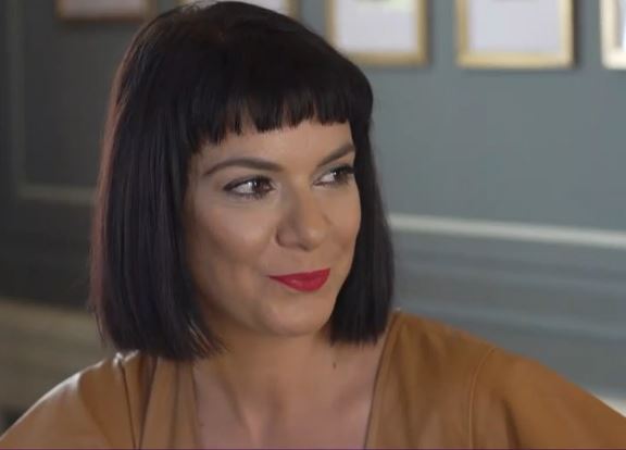 Σπίτι με το MEGA: Η Ανδριάνα Μπάμπαλη θυμάται την πρώτη της γνωριμία με τον Στέφανο Κορκολή