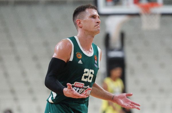 Παναθηναϊκός : Τραυματίας ο Νέντοβιτς – Αμφίβολη η συμμετοχή του στον αγώνα με την Εφές