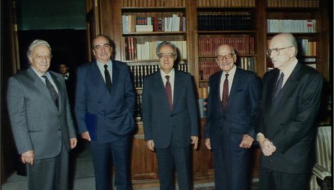 23/11/1989 : Εκούσα άκουσα η Ελλάδα αποκτά οικουμενική κυβέρνηση και πρωθυπουργό κοινής αποδοχής