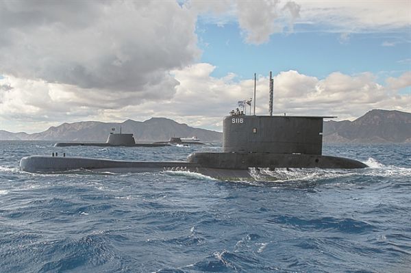 Όταν το υποβρύχιο αναδύθηκε στο Καστελλόριζο