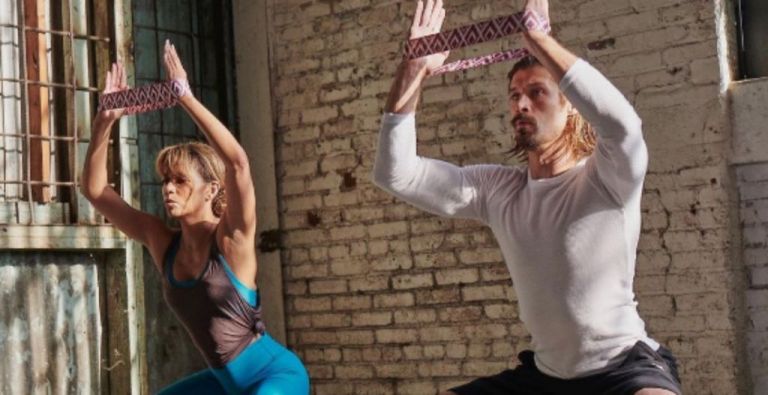 Καραντίνα : Μικρά tips για να είμαστε fit όλη μέρα (ακόμα και μέσα στο σπίτι)