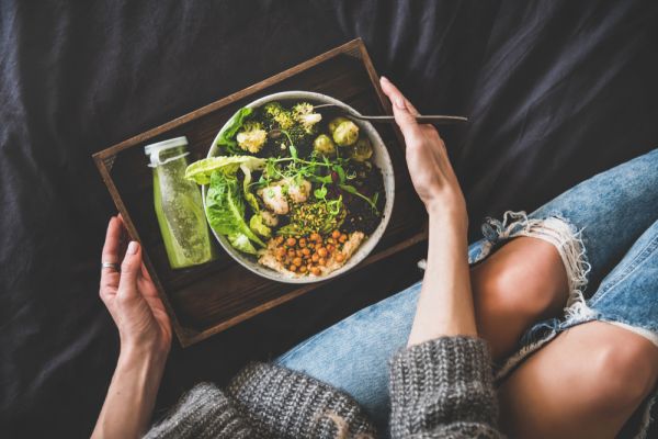 Διατροφή: Εύκολες συνήθειες για να τρώει υγιεινά όλη η οικογένεια