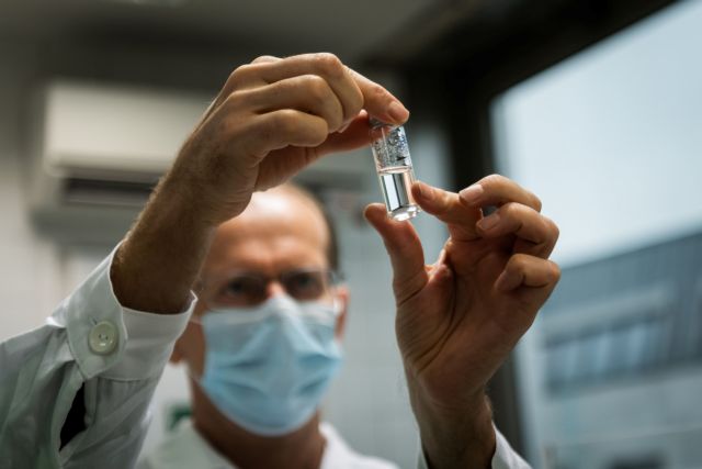 Ρωσικό νοσοκομείο ανακοίνωσε ότι ξεκίνησαν οι εμβολιασμοί πολιτών την περασμένη εβδομάδα