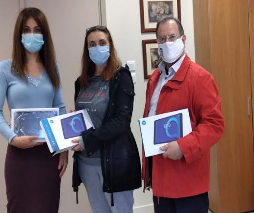 Δήμος Πειραιάς : Προσφέρει 1.000 τάμπλετ για τους αδύναμους οικονομικά μαθητές