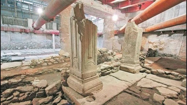 Τα μνημεία και η φωνή τους