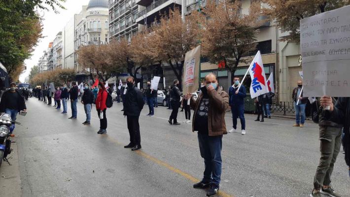 Πολυτεχνείο : Συγκέντρωση του ΠΑΜΕ έξω από το Αμερικάνικο Προξενείο στη Θεσσαλονίκη