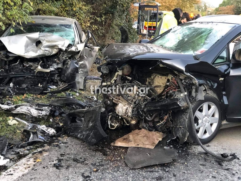 Σοκαριστικό τροχαίο στη Θεσσαλονίκη με έναν νεκρό [εικόνες]